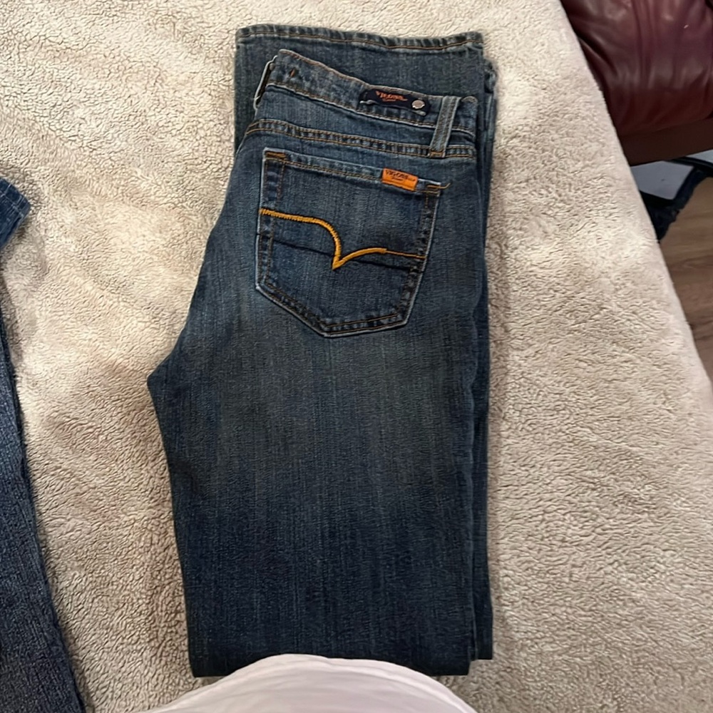 Nice Vigoss jeans size 9/10 some kinda designer jeans